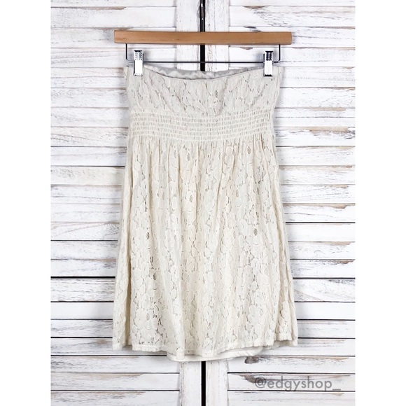 Poetry | Strapless Lace Mini Dress - Picture 3 of 5